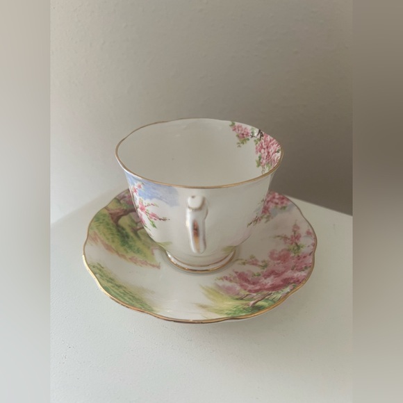 Royal Albert Bone China England Blossom Time Tea Cup & Saucer Set | Pink Blossom - Picture 4 of 7
